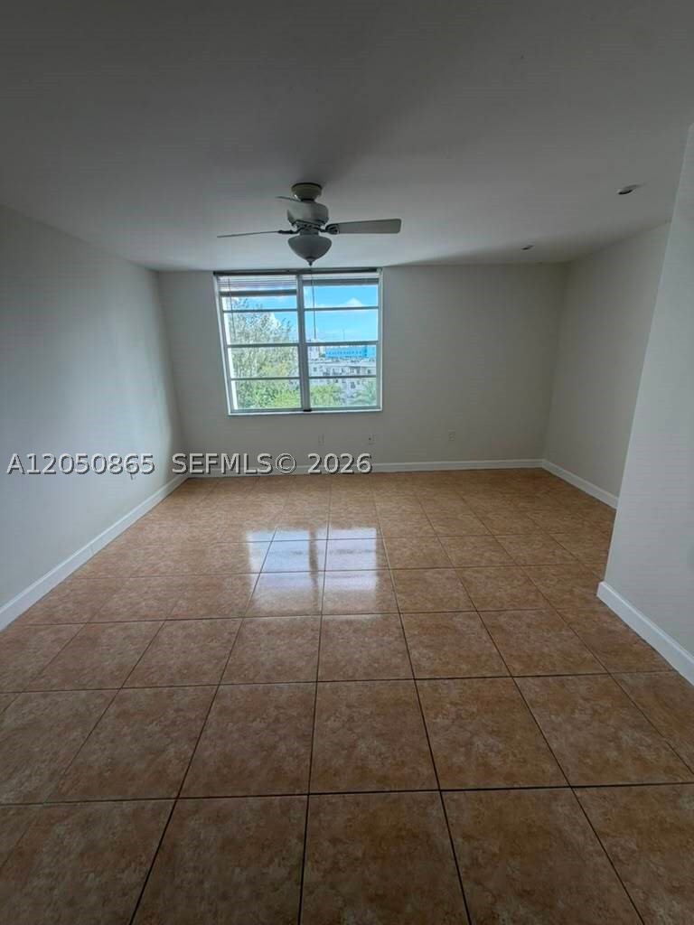17800 Atlantic Blvd #PH15 Sunny Isles Beach, FL 33160