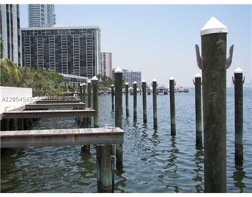 image Skyline on Brickell17