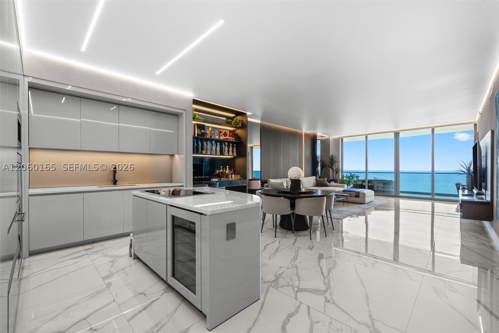 18975 Collins Ave #3303