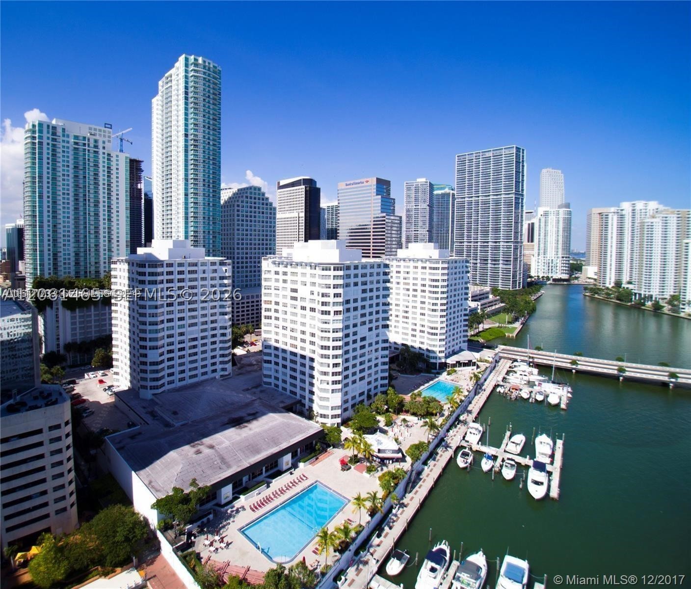 999 Brickell Bay Dr #1408