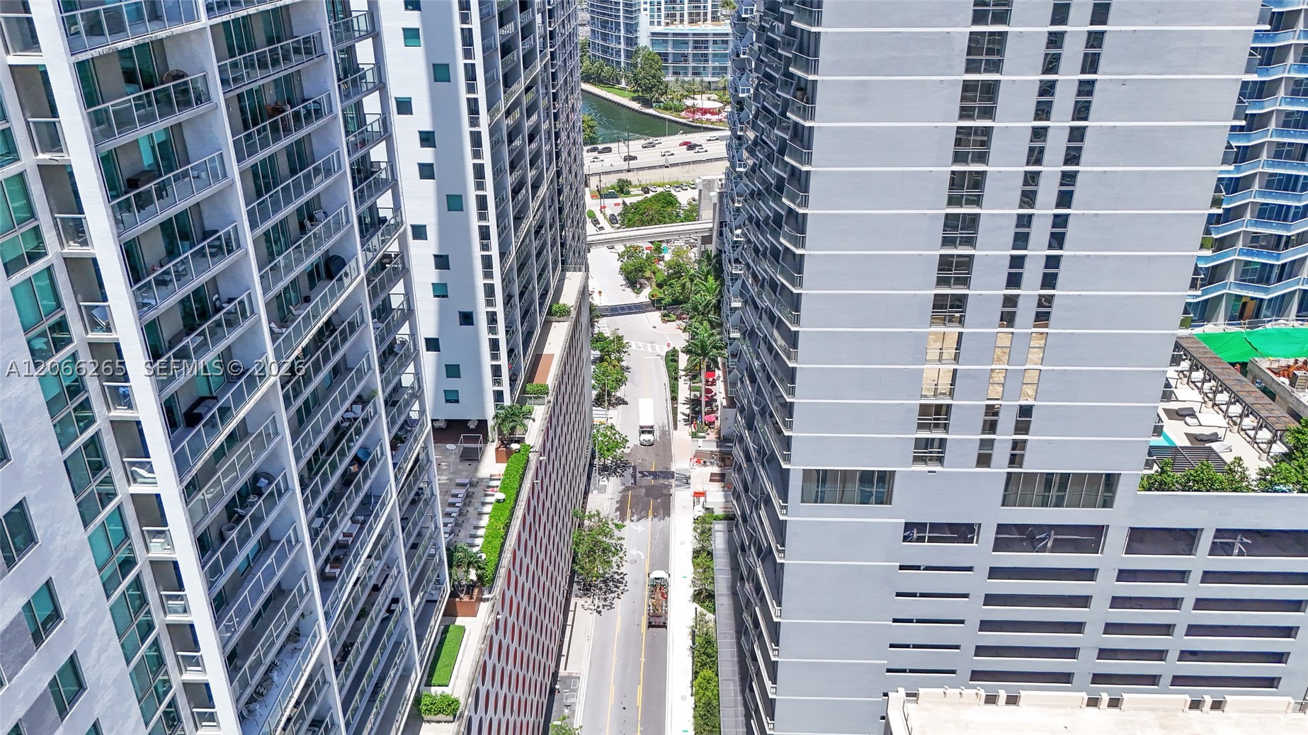 image Viceroy Brickell Residences46