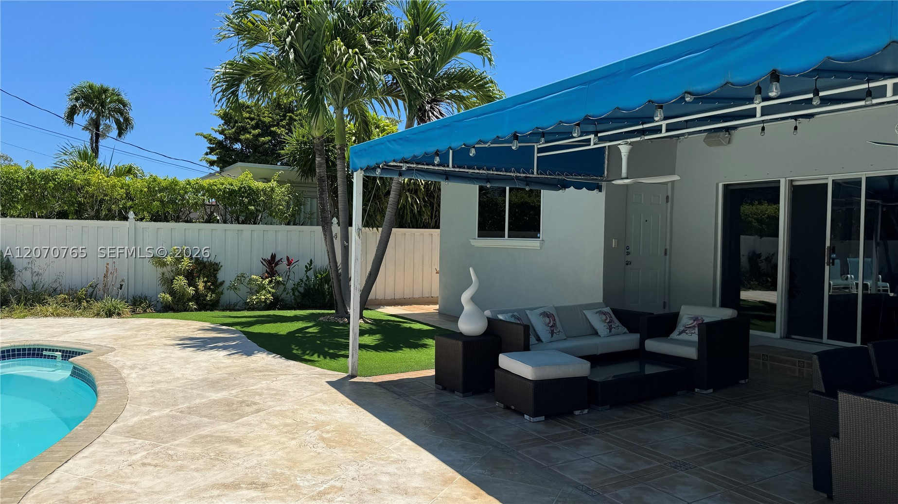 1611 71st St Miami Beach, FL 33141