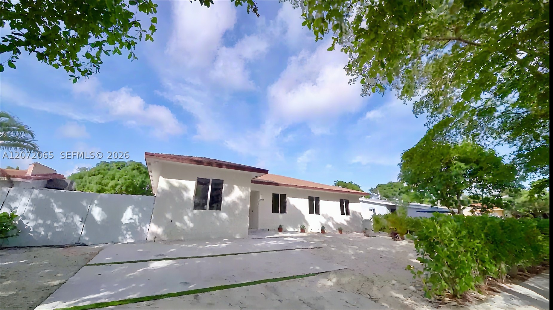 10245 SW 212th St Cutler Bay, FL 33189