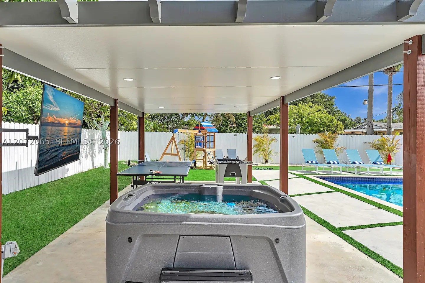 10245 SW 212th St Cutler Bay, FL 33189