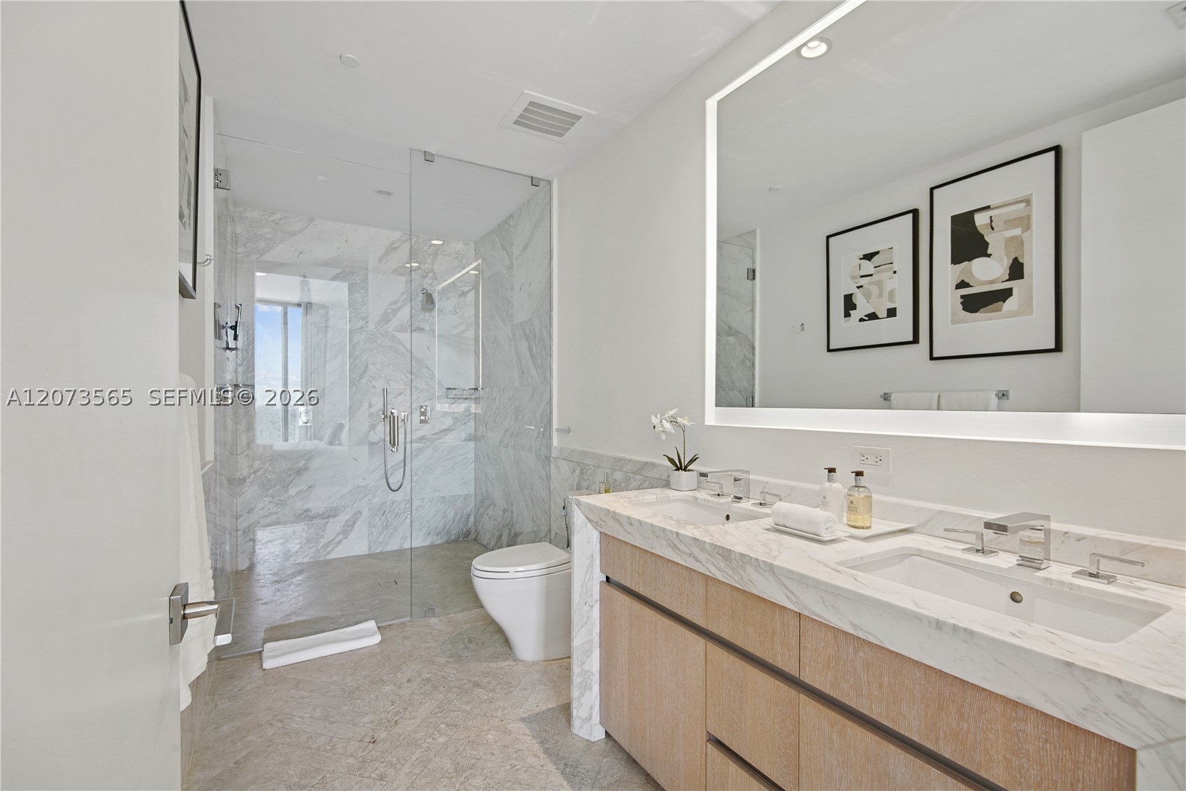 2831 S Bayshore Dr #1908 Miami, FL 33133