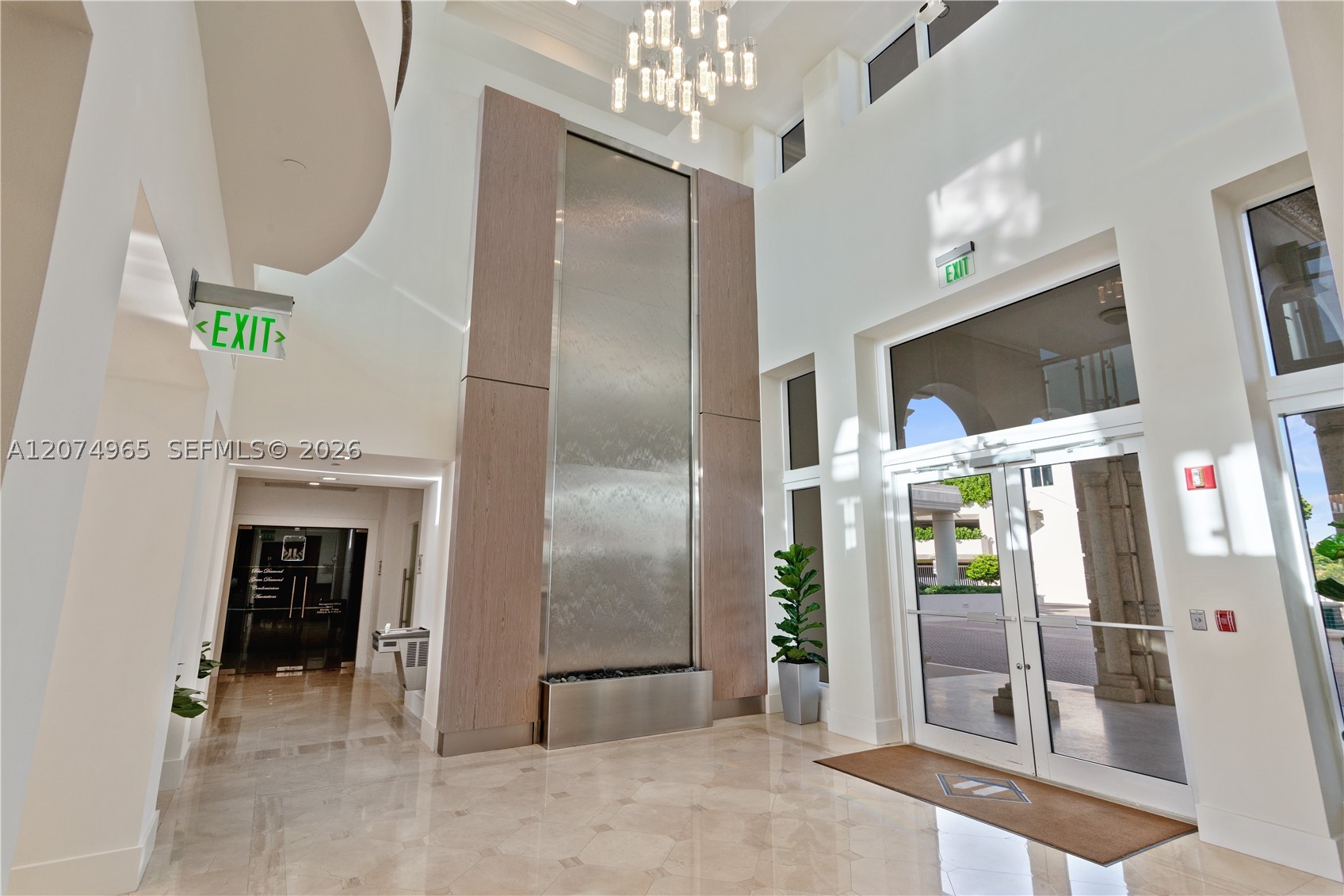 4779 Collins Ave #1804 Miami Beach, FL 33140