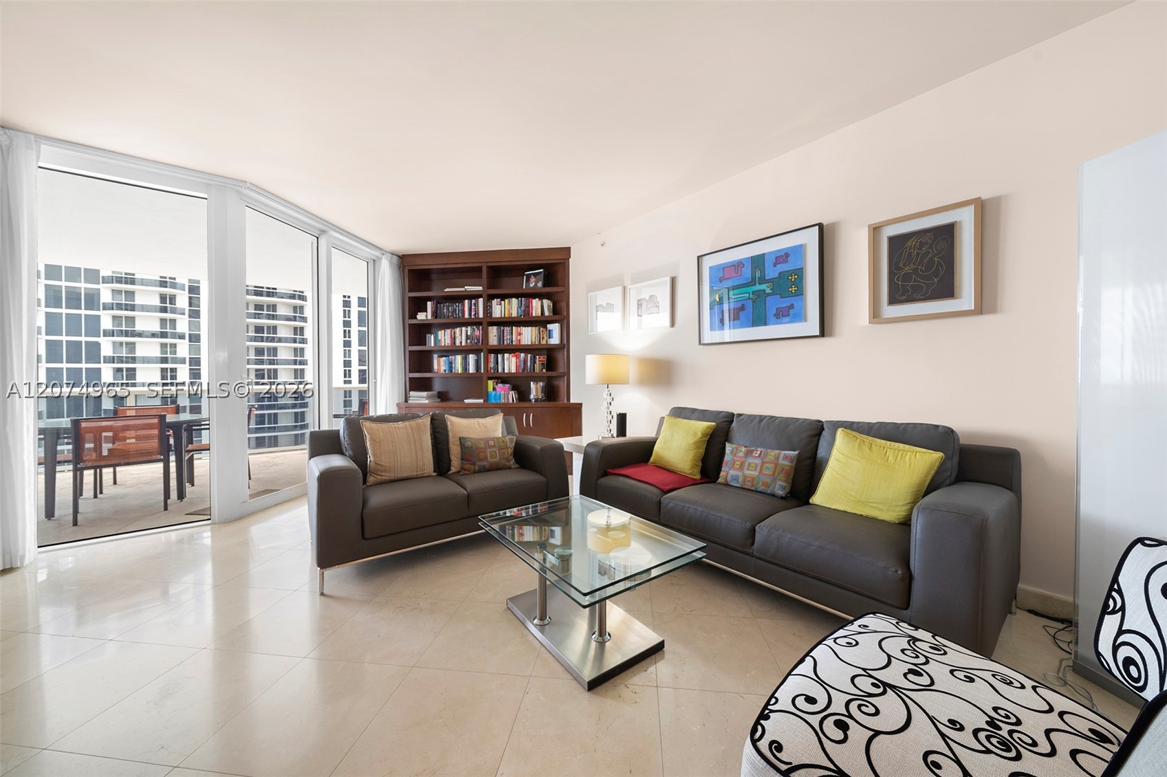 4779 Collins Ave #1804 Miami Beach, FL 33140
