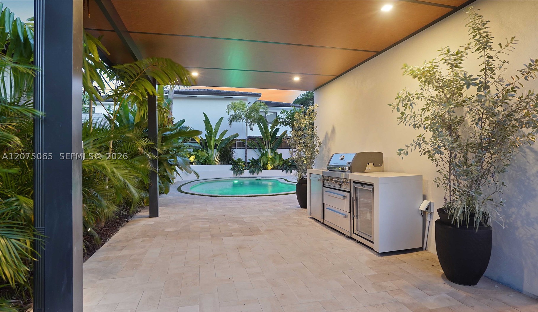 2311 SW 5th Ave Miami, FL 33129