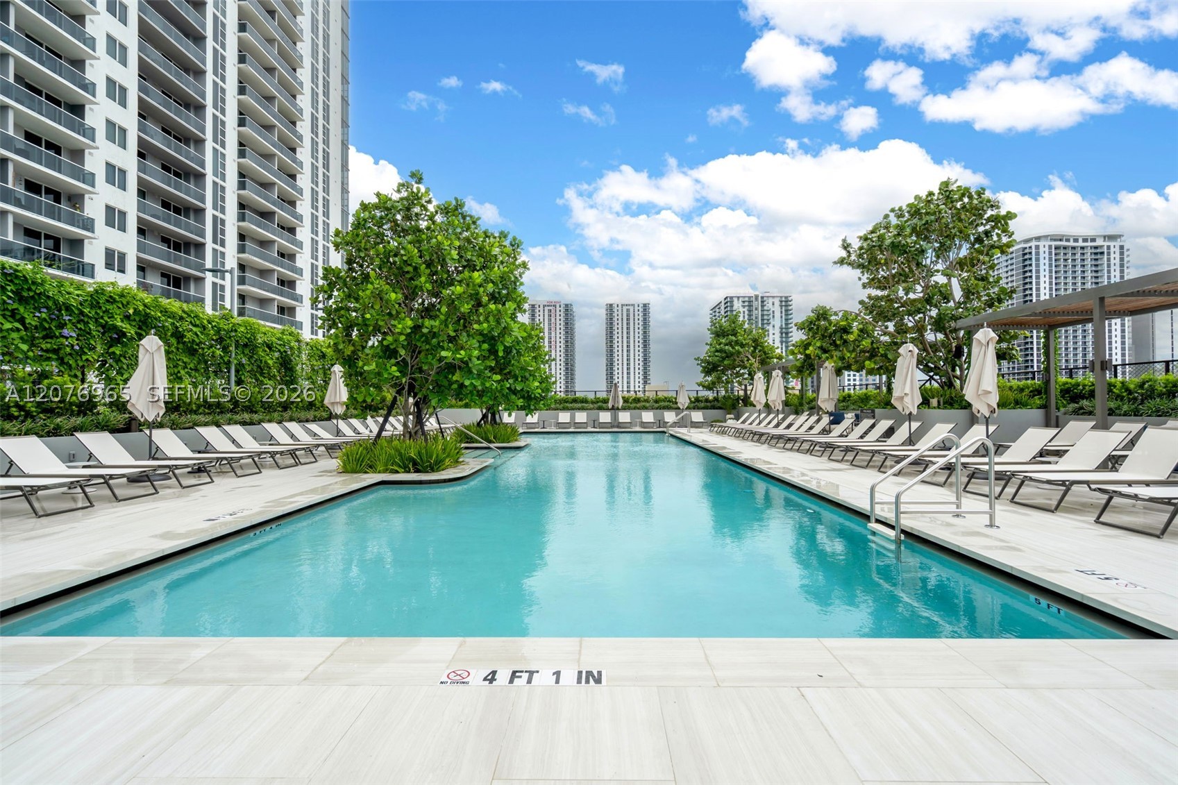 1400 Biscayne Blvd #2305 Miami, FL 33132