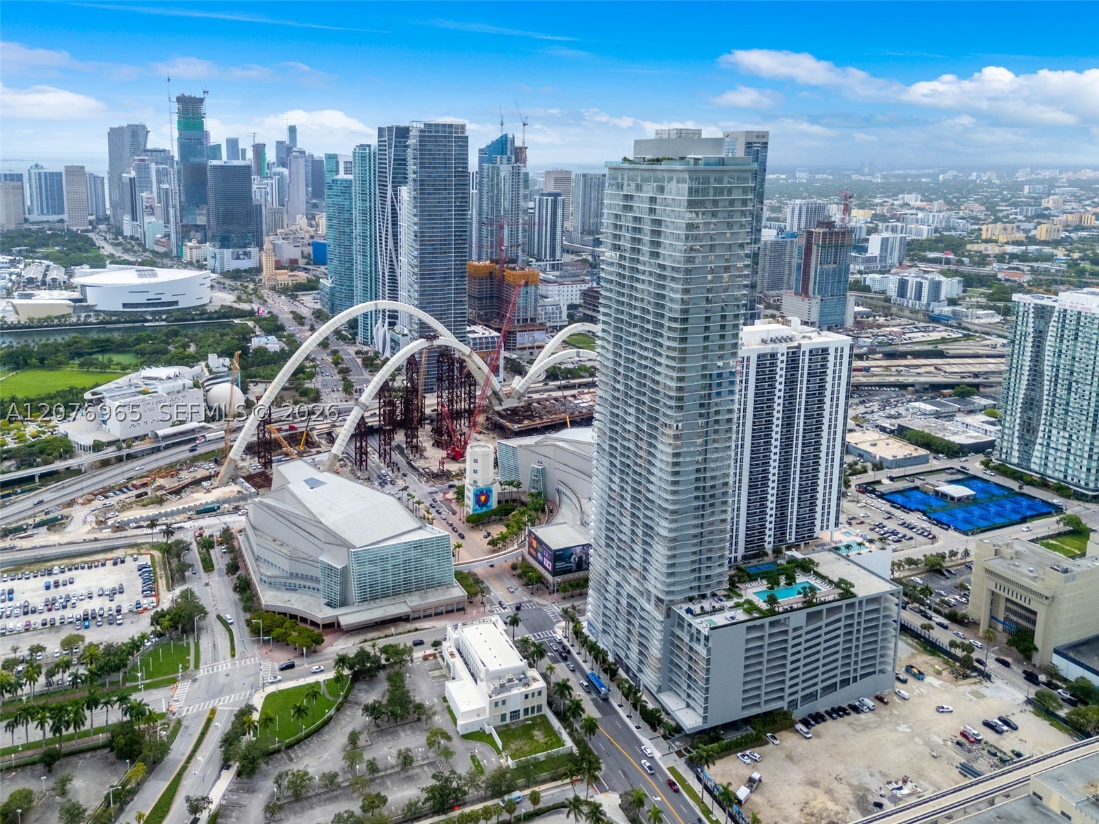 1400 Biscayne Blvd #2305 Miami, FL 33132
