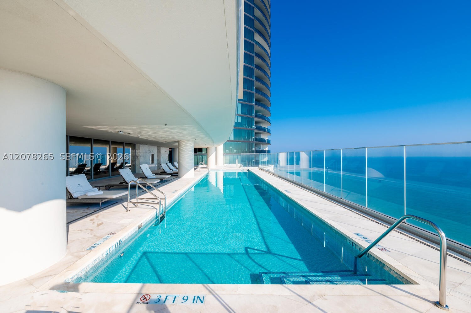 18501 Collins Ave #4304 Sunny Isles Beach, FL 33160