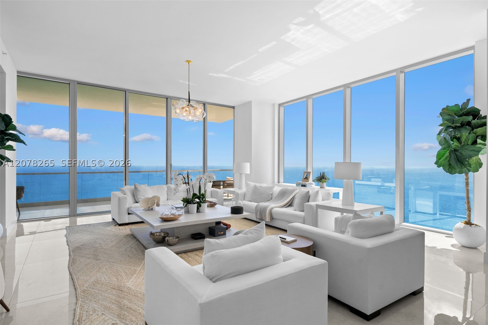 18501 Collins Ave #4304 Sunny Isles Beach, FL 33160