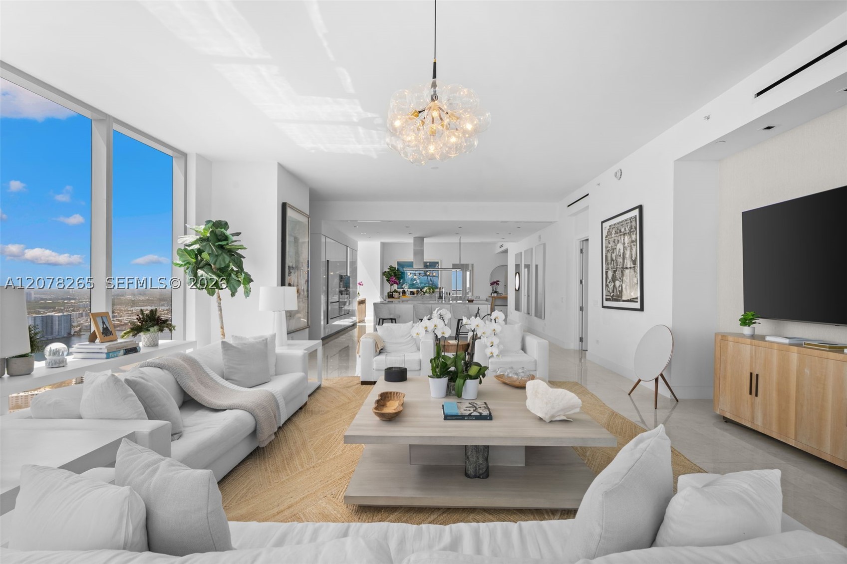 18501 Collins Ave #4304 Sunny Isles Beach, FL 33160