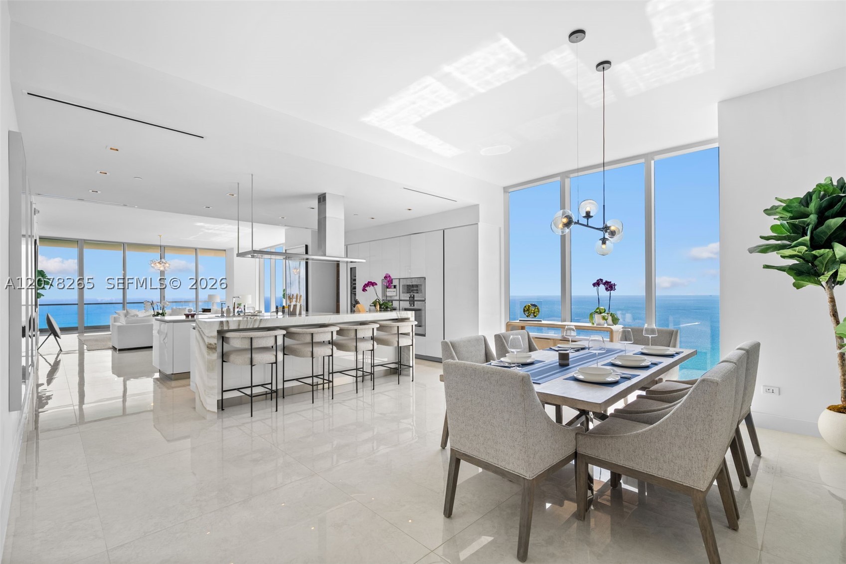 18501 Collins Ave #4304 Sunny Isles Beach, FL 33160