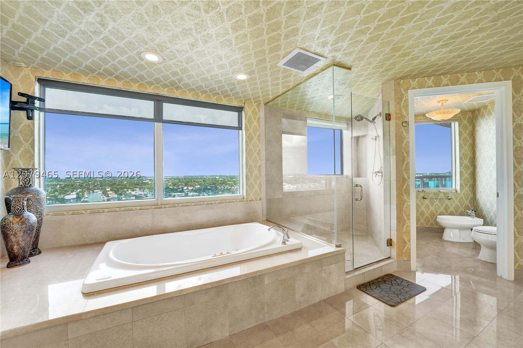 2100 N Ocean Blvd #18B Fort Lauderdale, FL 33305