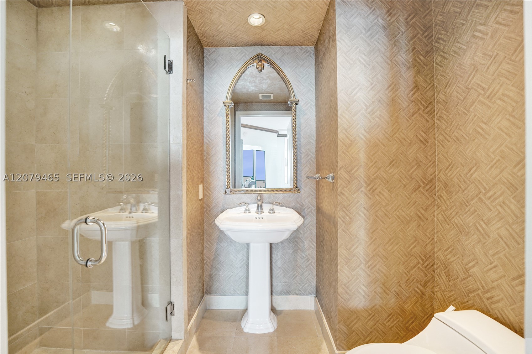 2100 N Ocean Blvd #18B Fort Lauderdale, FL 33305