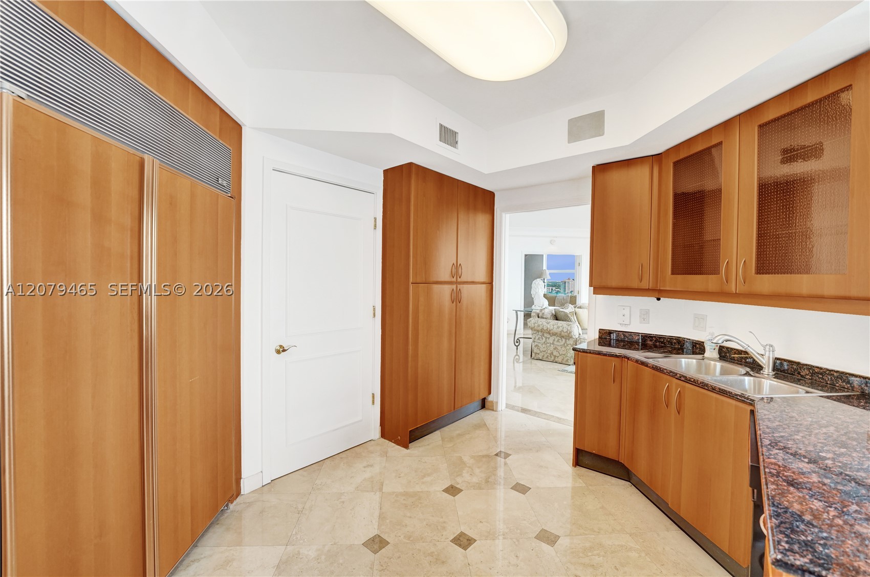 2100 N Ocean Blvd #18B Fort Lauderdale, FL 33305