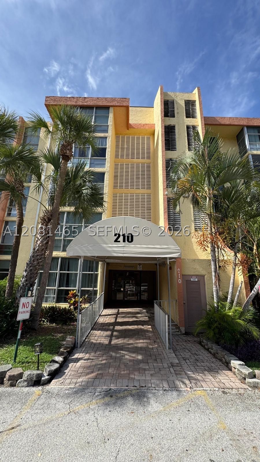 210 172nd St #144