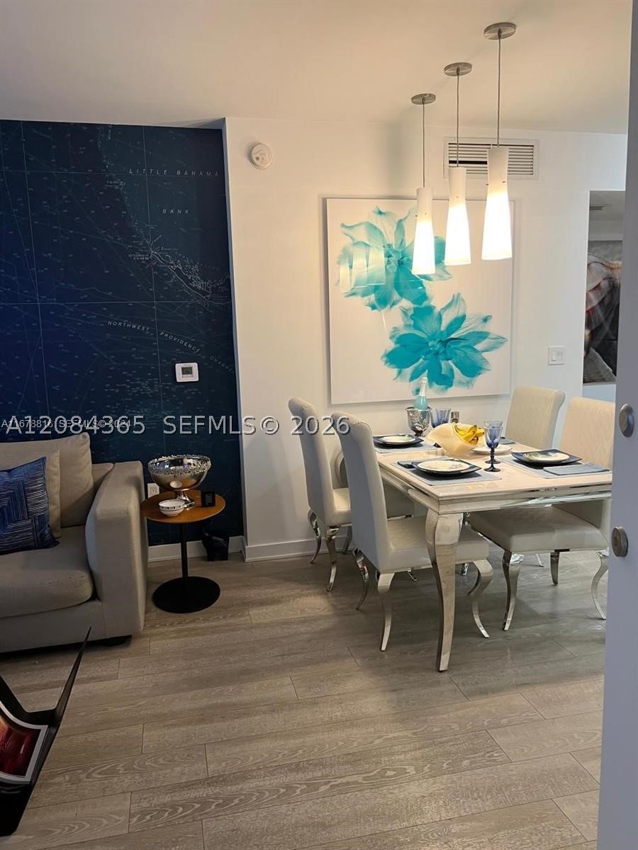 image Beachwalk Condominium16