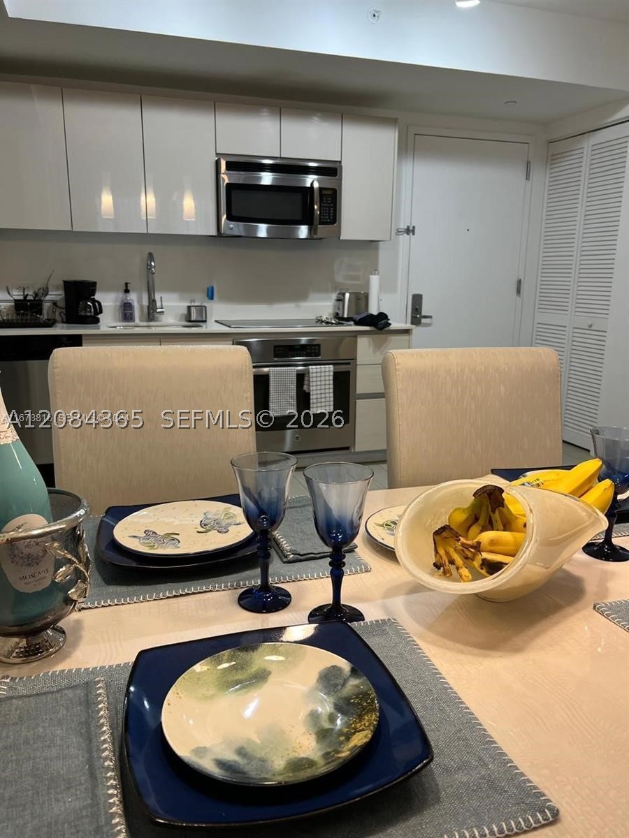 image Beachwalk Condominium17