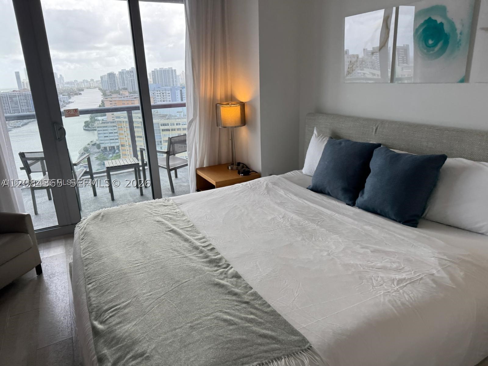 image Beachwalk Condominium23