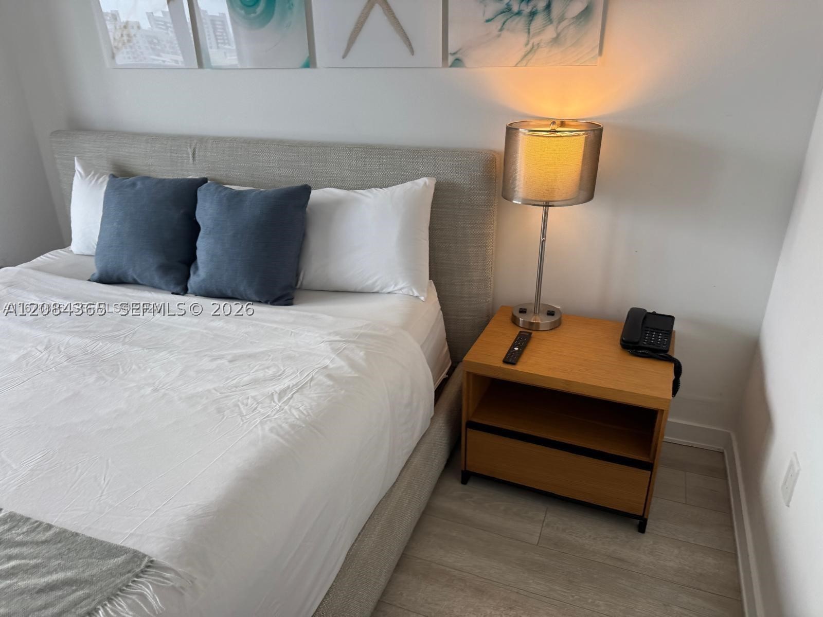 image Beachwalk Condominium25
