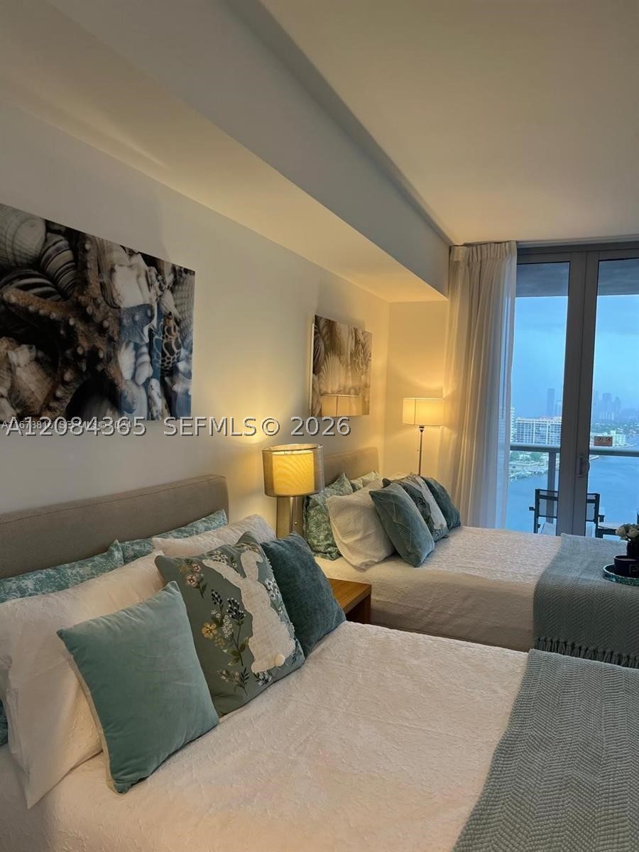 image Beachwalk Condominium30