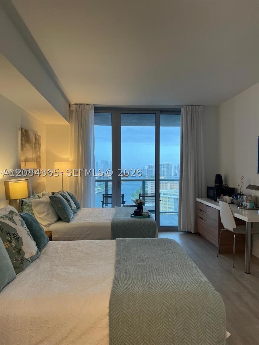 image Beachwalk Condominium40