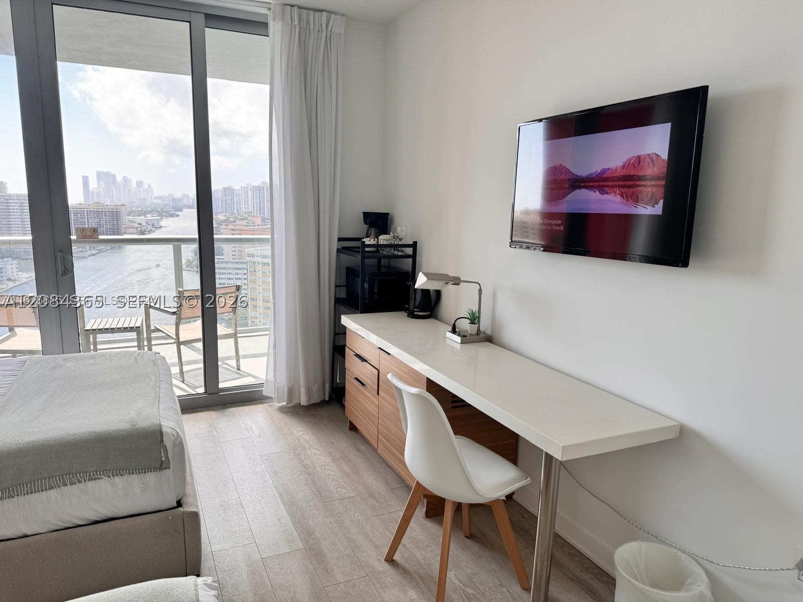 image Beachwalk Condominium44