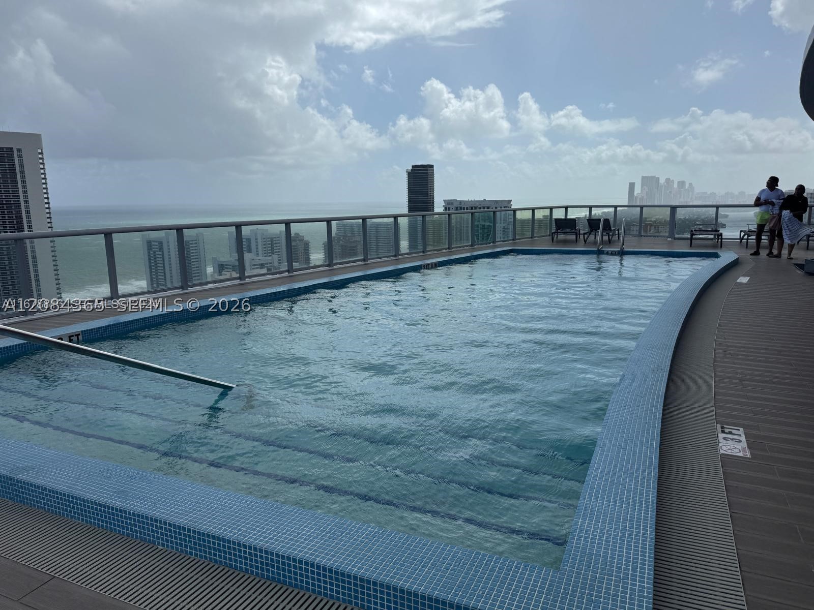 image Beachwalk Condominium57