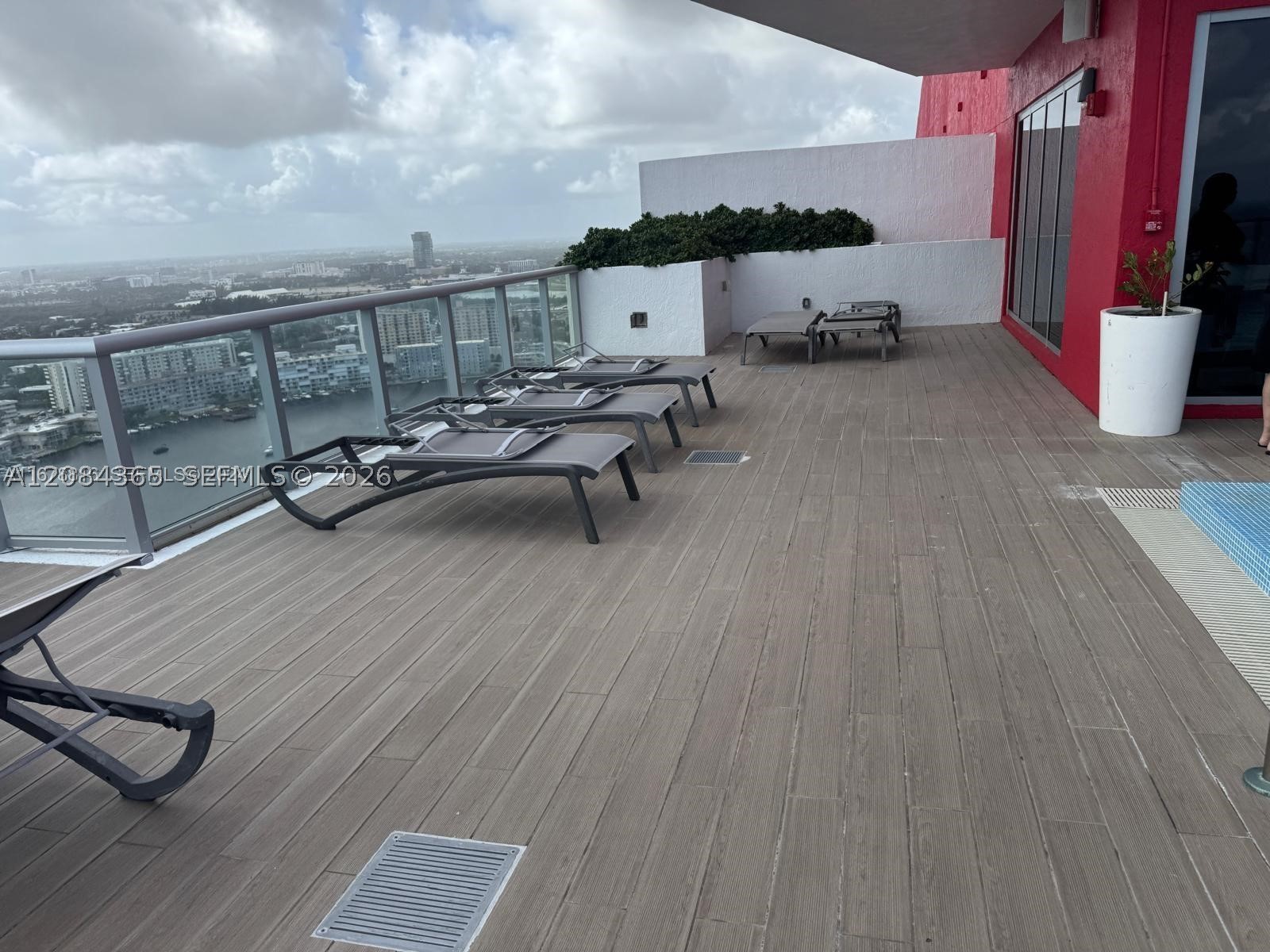 image Beachwalk Condominium59