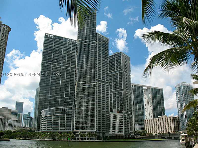 465 Brickell Ave #3002