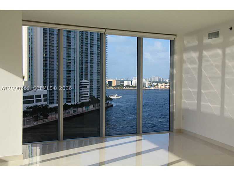 image Icon Brickell I3