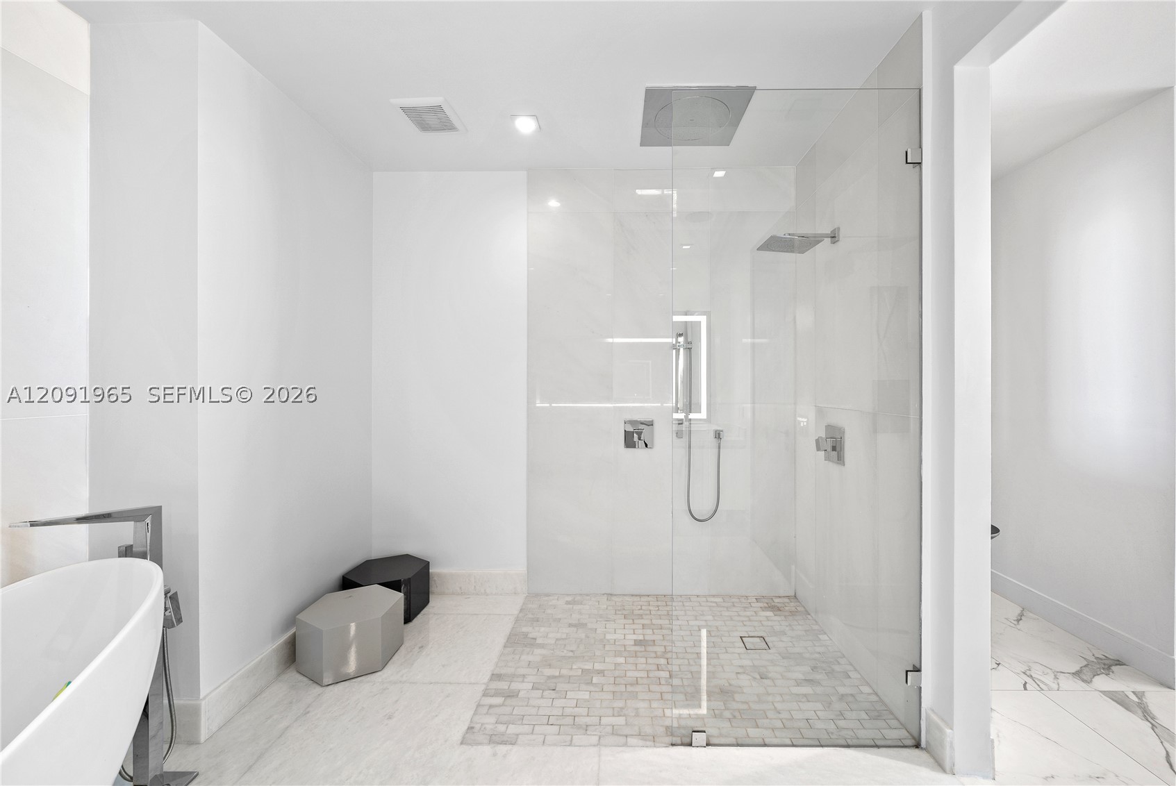300 Sunny Isles Blvd #4-PH-03 Sunny Isles Beach, FL 33160