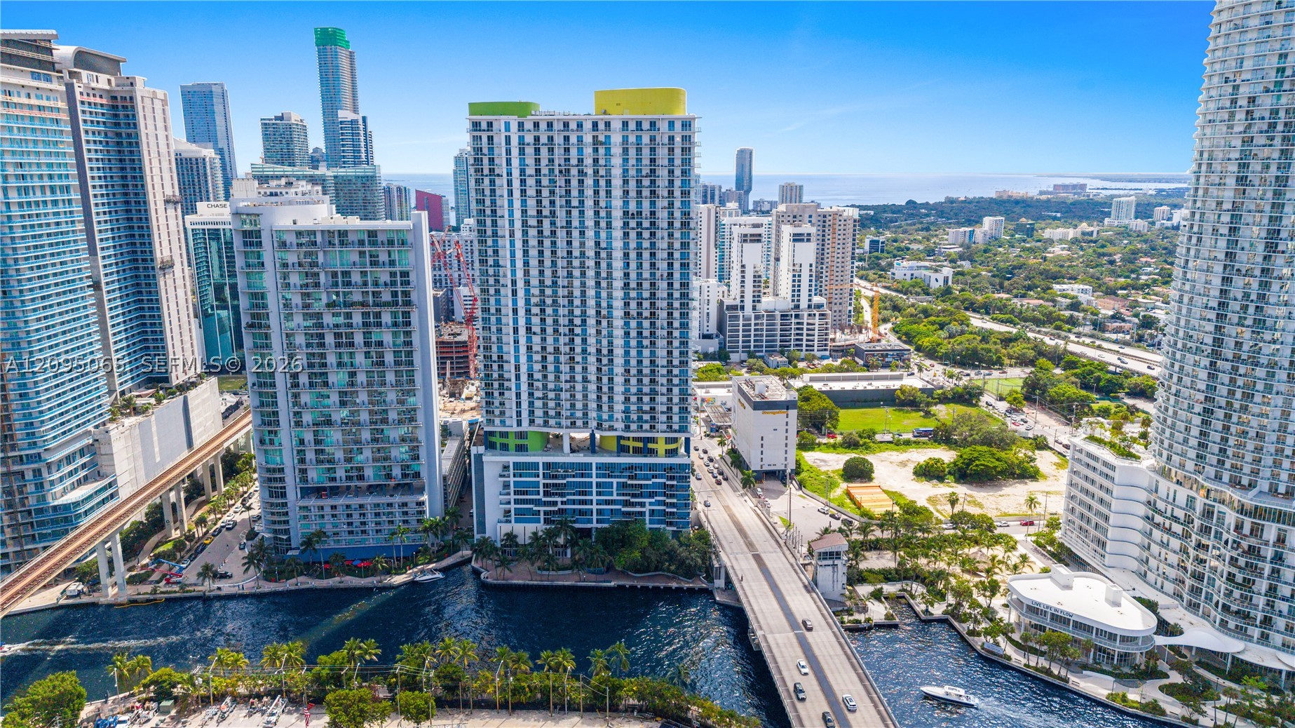 image Latitude on the River30