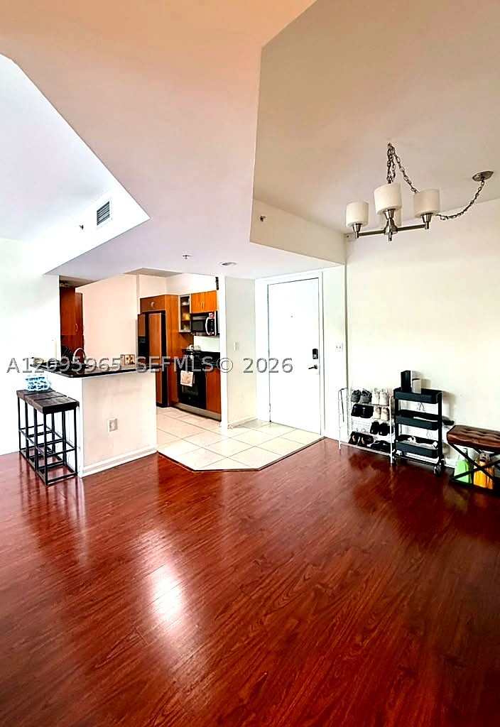 image The Venture at Aventura0