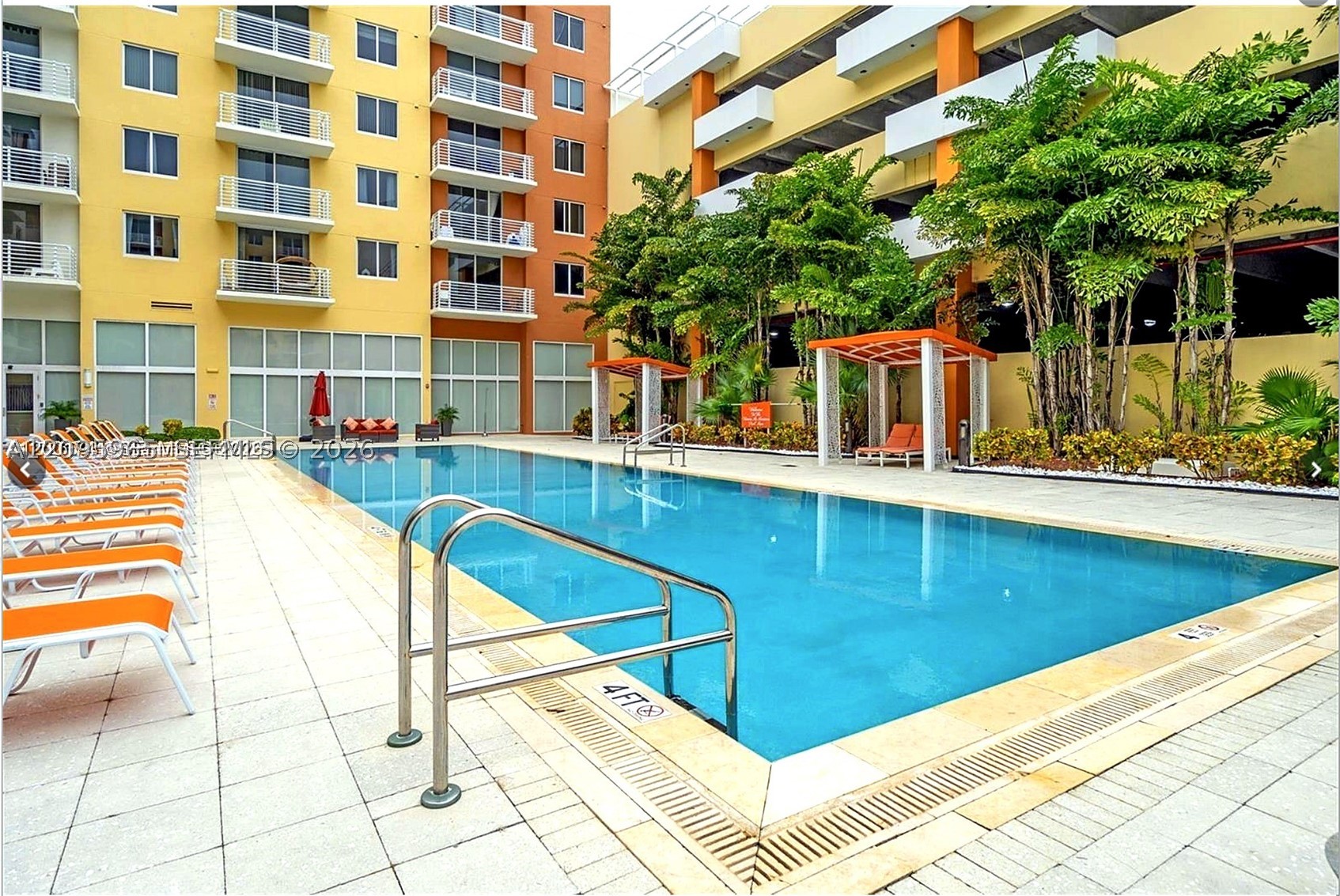 image The Venture at Aventura14
