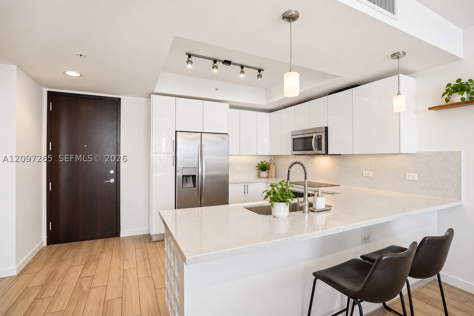 image Nine at Mary Brickell Village2