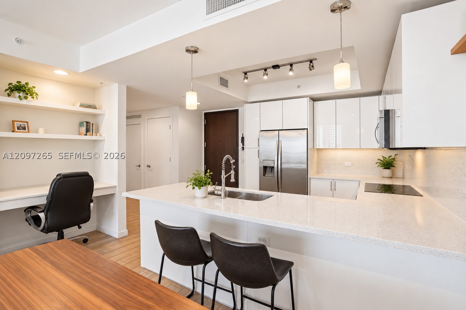 image Nine at Mary Brickell Village3