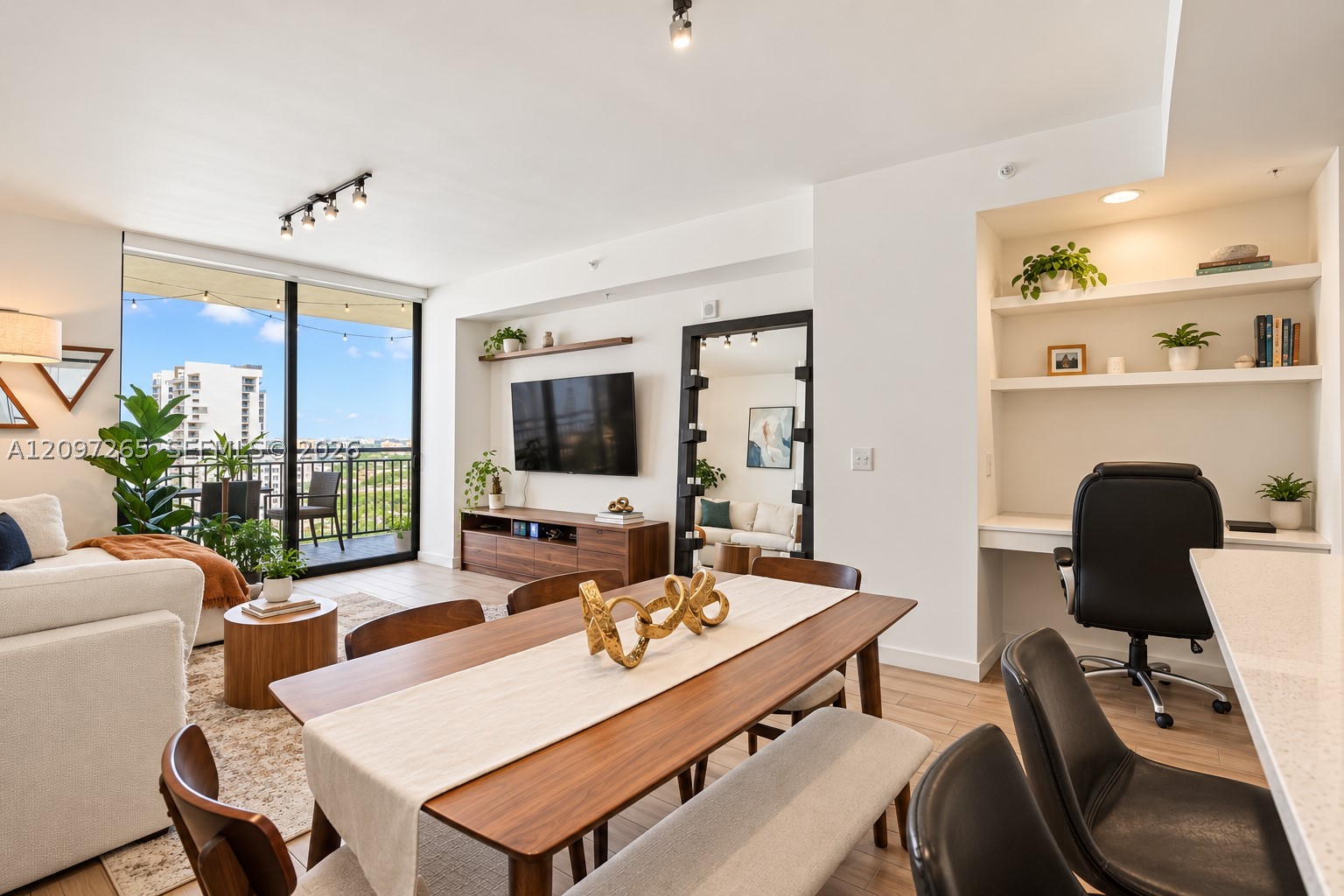 image Nine at Mary Brickell Village4