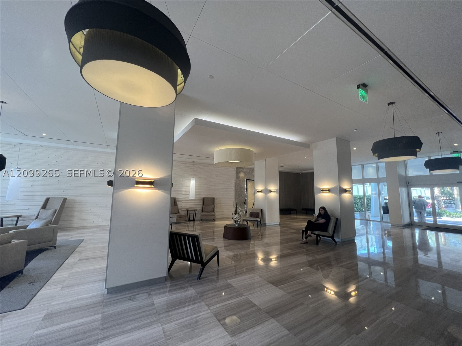 image Arlen House East9