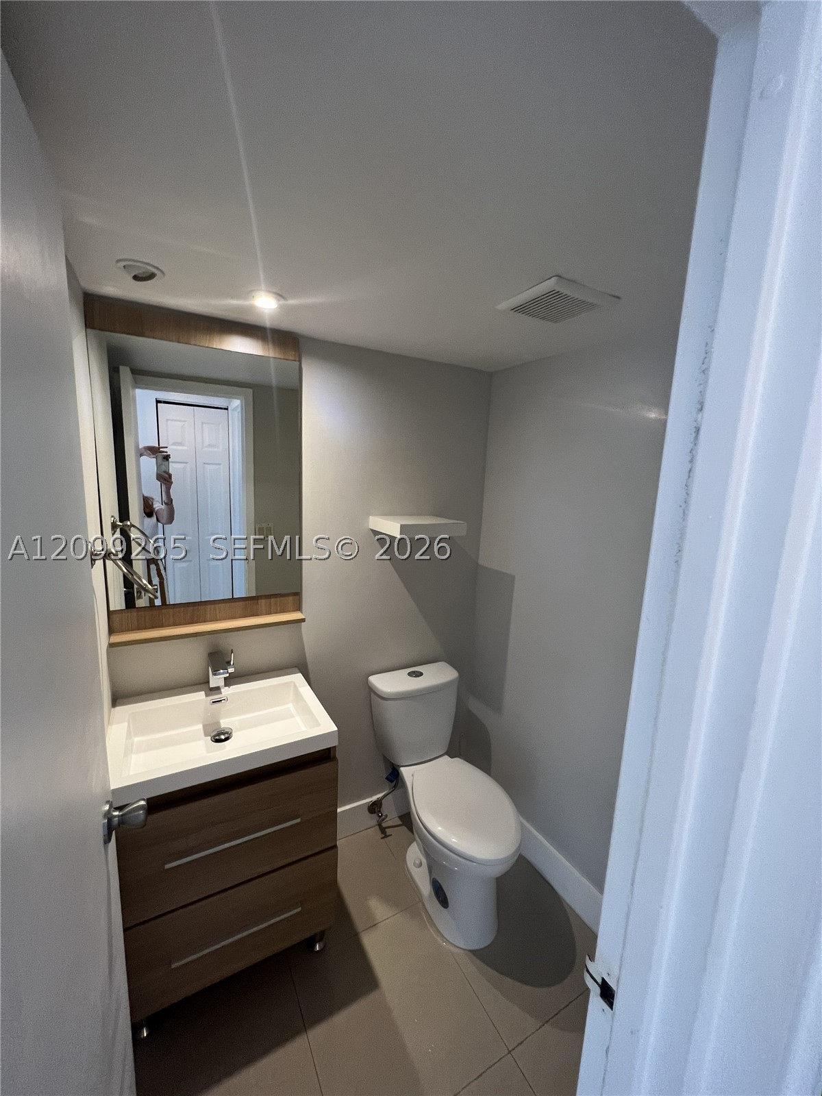 image Arlen House East7