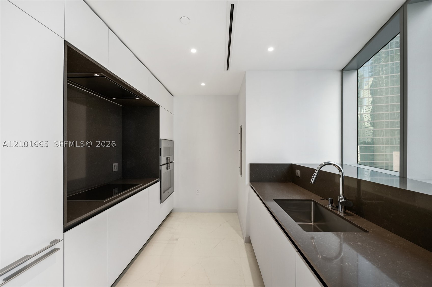 image Aston Martin Residences10