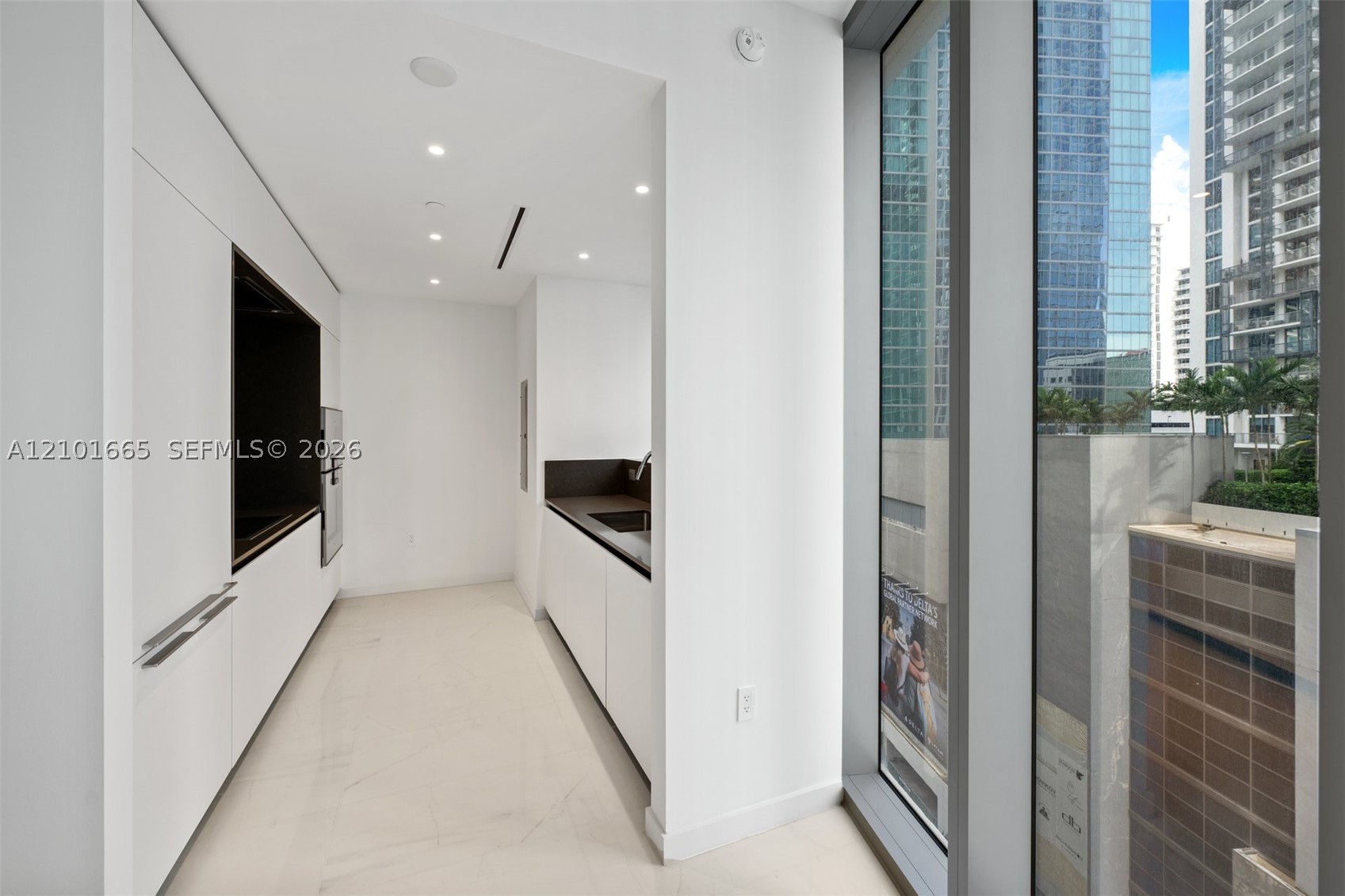 image Aston Martin Residences11