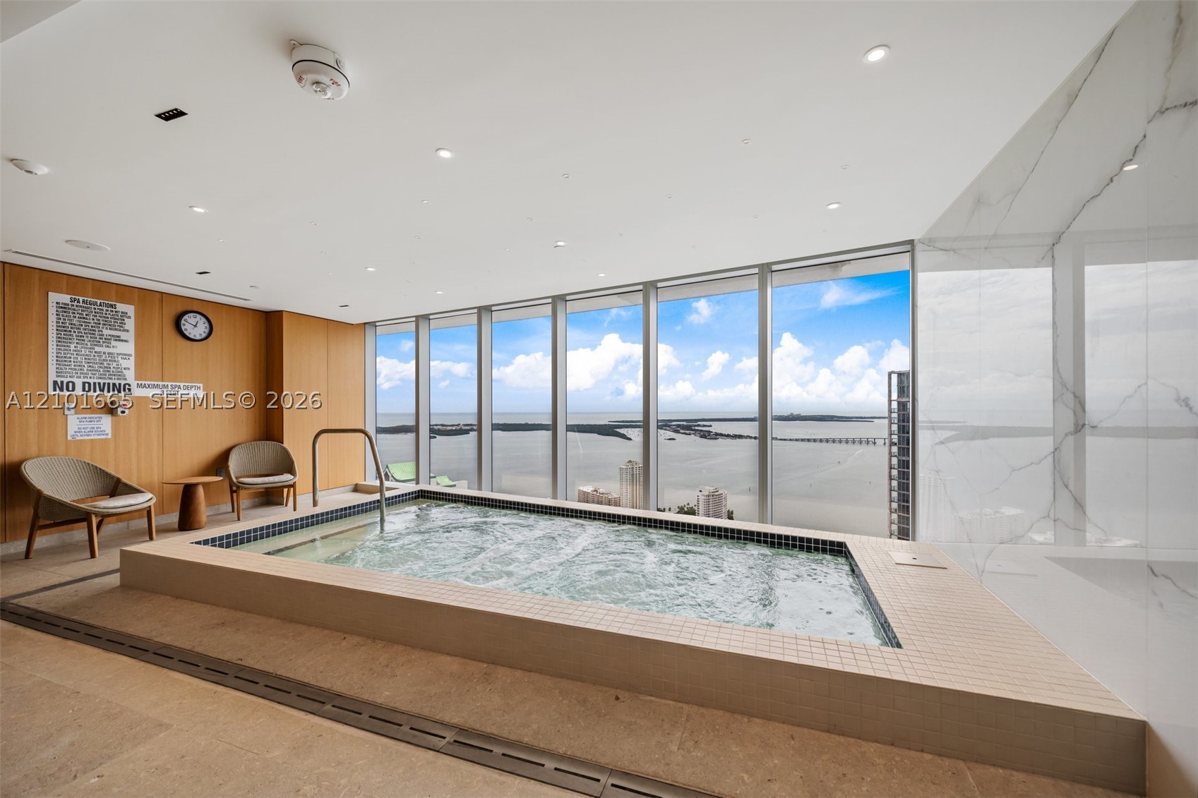 image Aston Martin Residences55