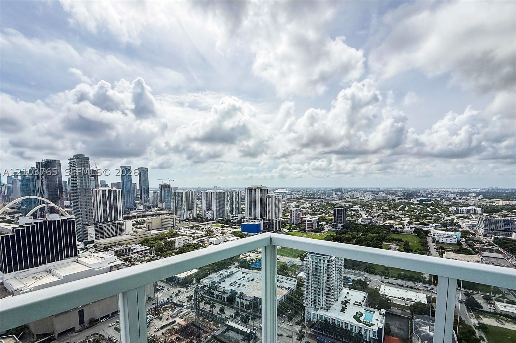 1900 N Bayshore Dr #4211