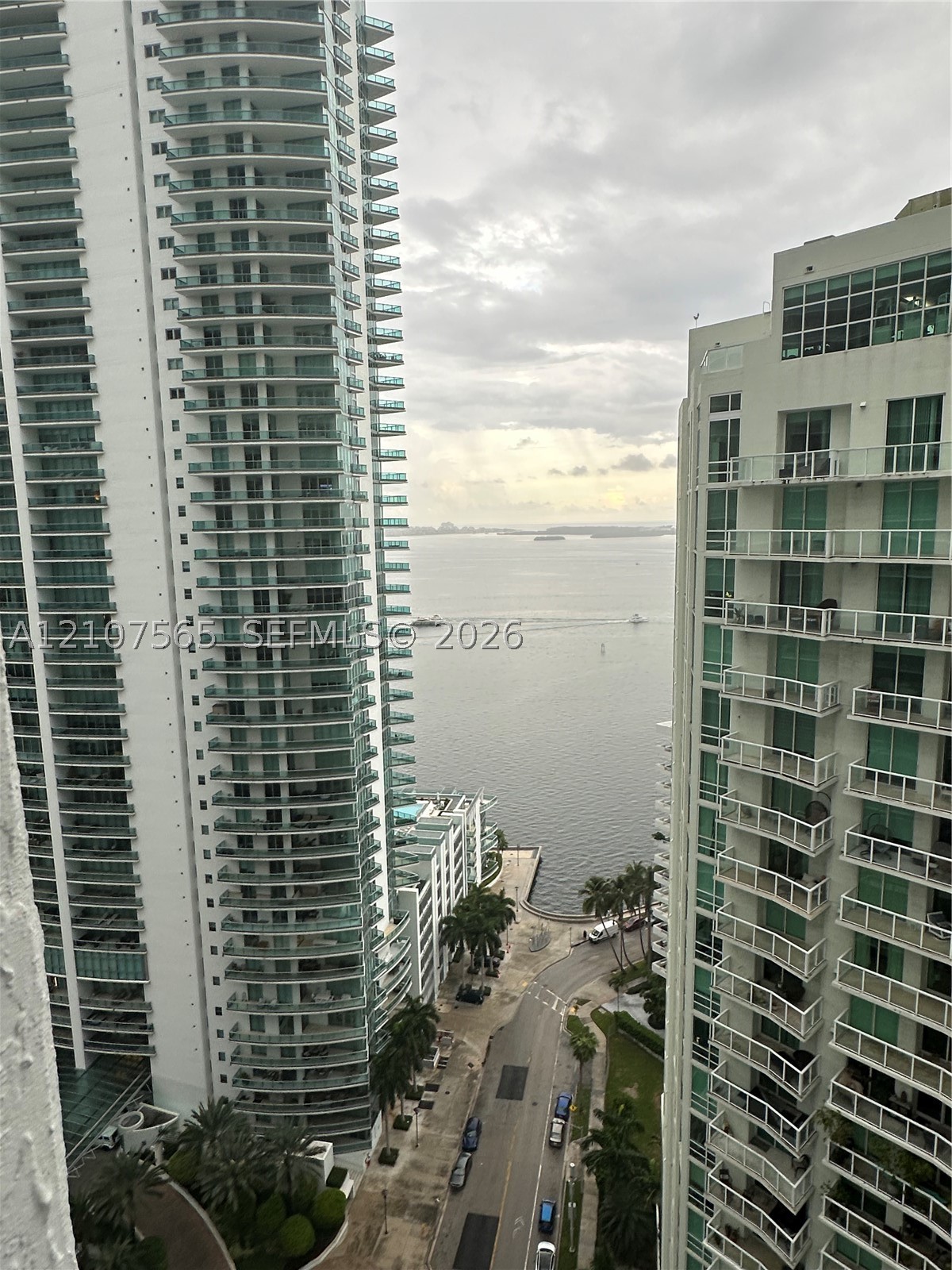 170 SE 14th St #2301