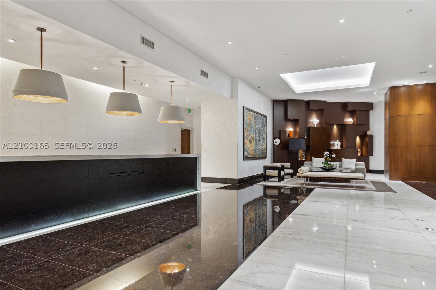 200 Biscayne Blvd Way #4912 Miami, FL 33131