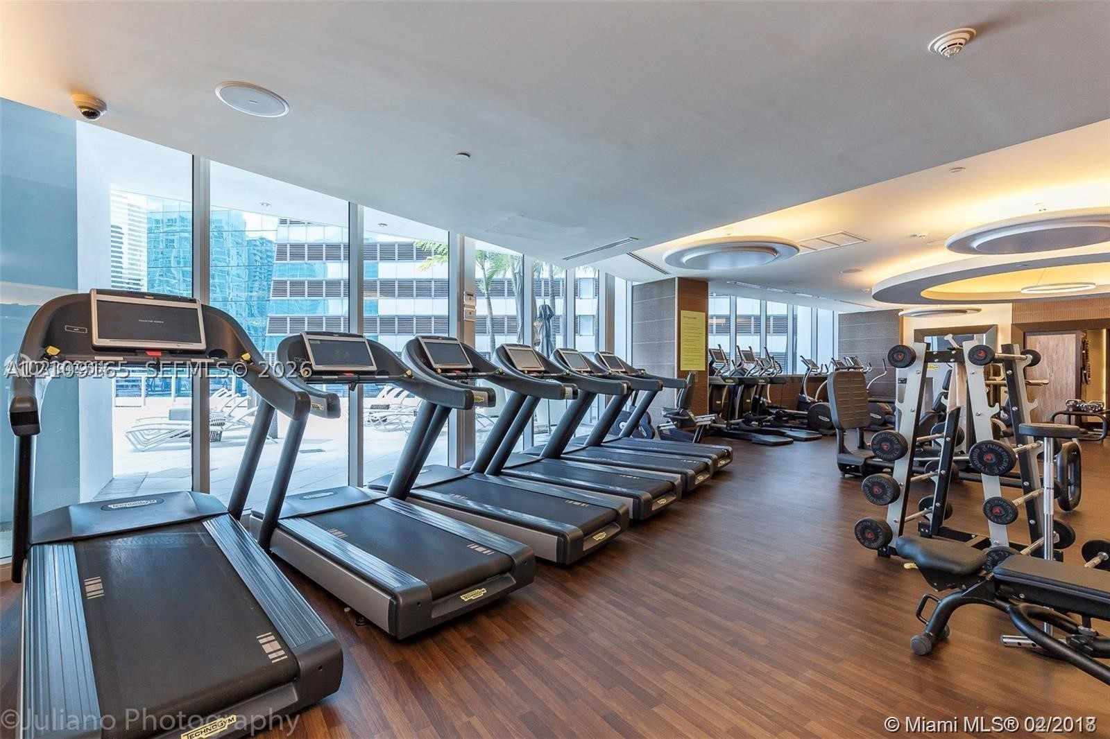 200 Biscayne Blvd Way #4912 Miami, FL 33131