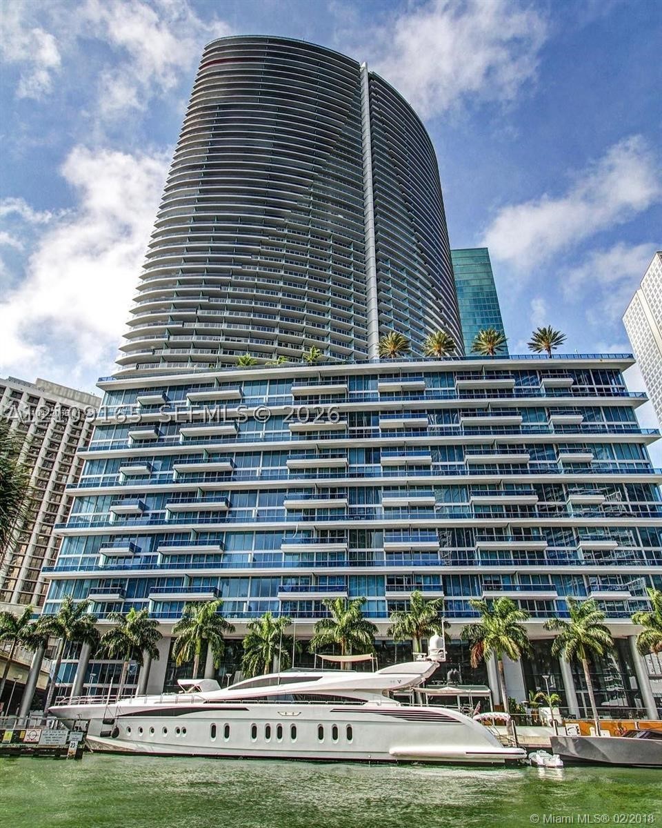 200 Biscayne Blvd Way #4912 Miami, FL 33131